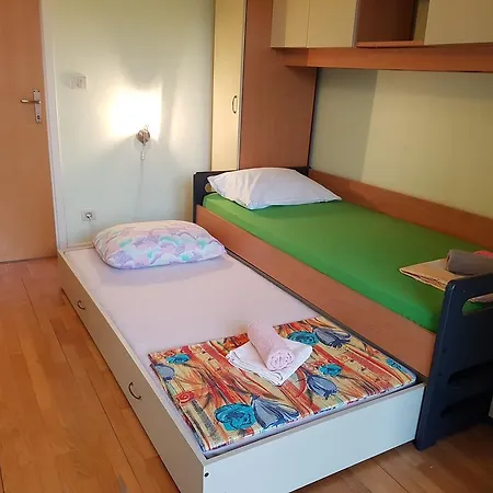 بيت ضيافة Slaviceva House 4*