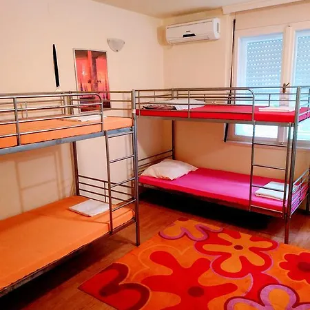 Slaviceva House 4*